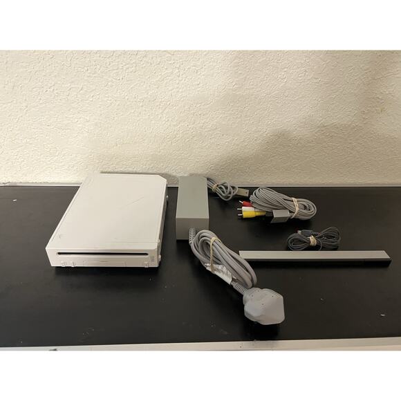 Nintendo Wii PAL Console Unit Tested Working Sensor Bar Cables, No Controller - Picture 1 of 8